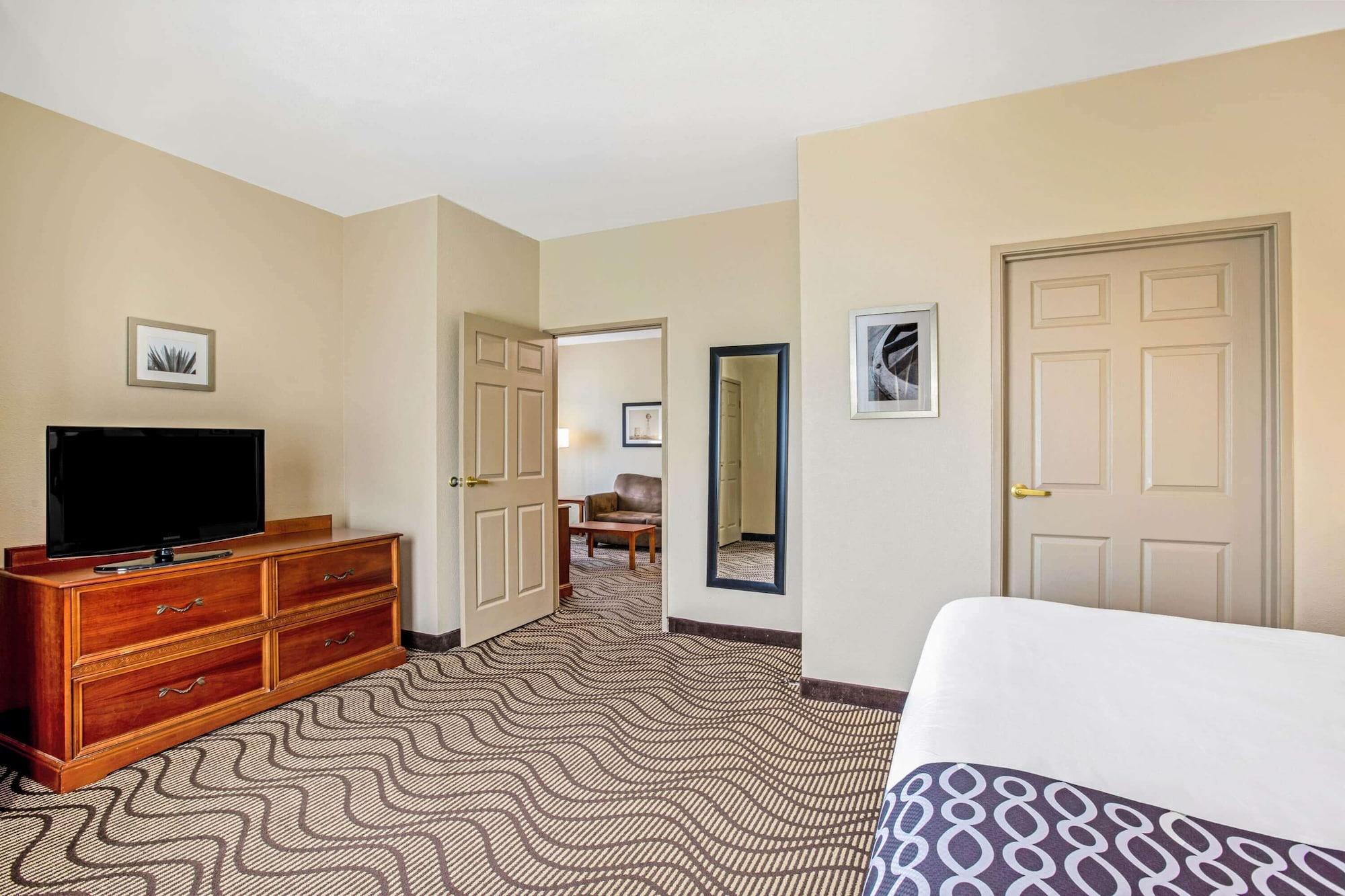 La Quinta By Wyndham Northwest Hotel Corpus Christi