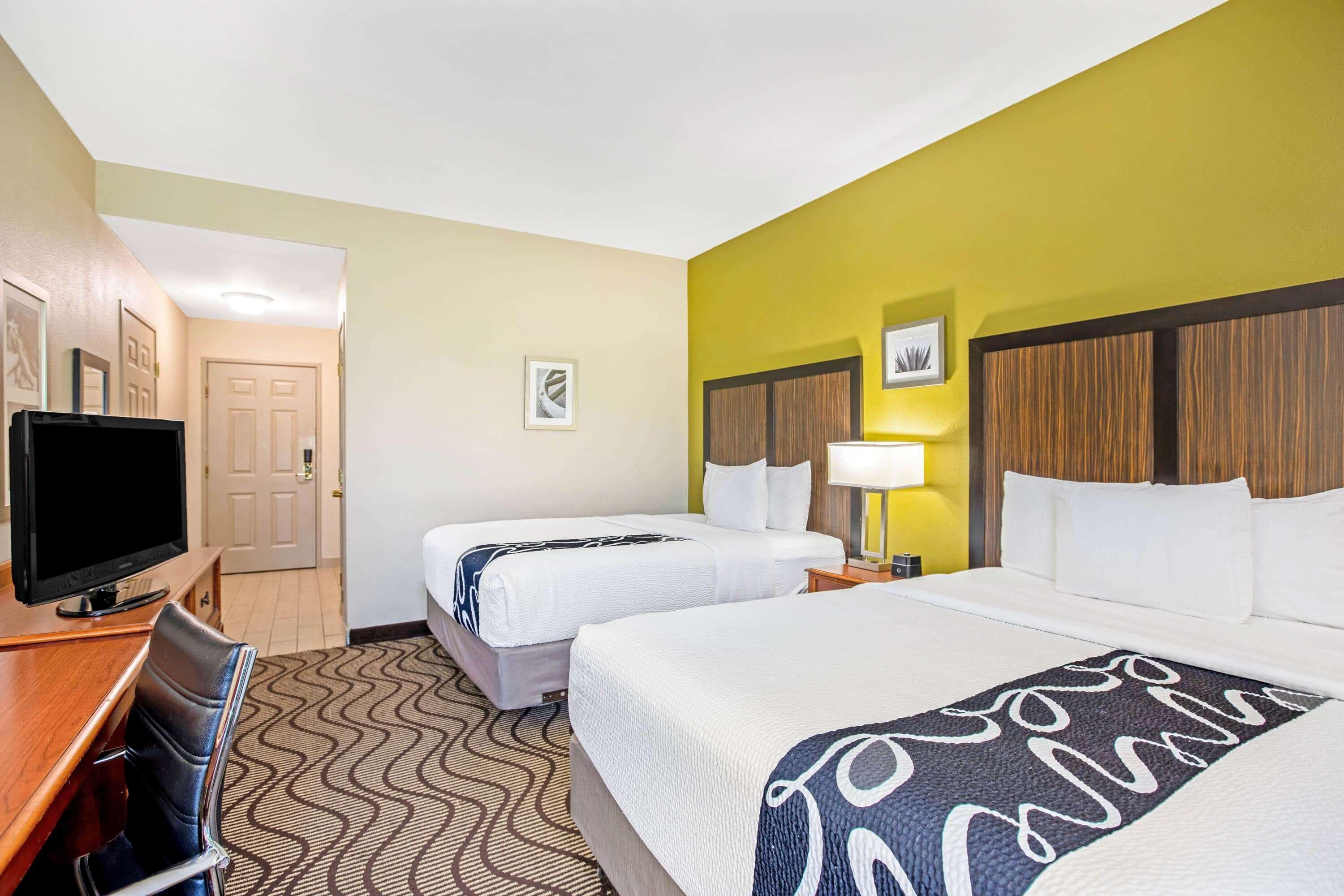 La Quinta By Wyndham Northwest Hotel