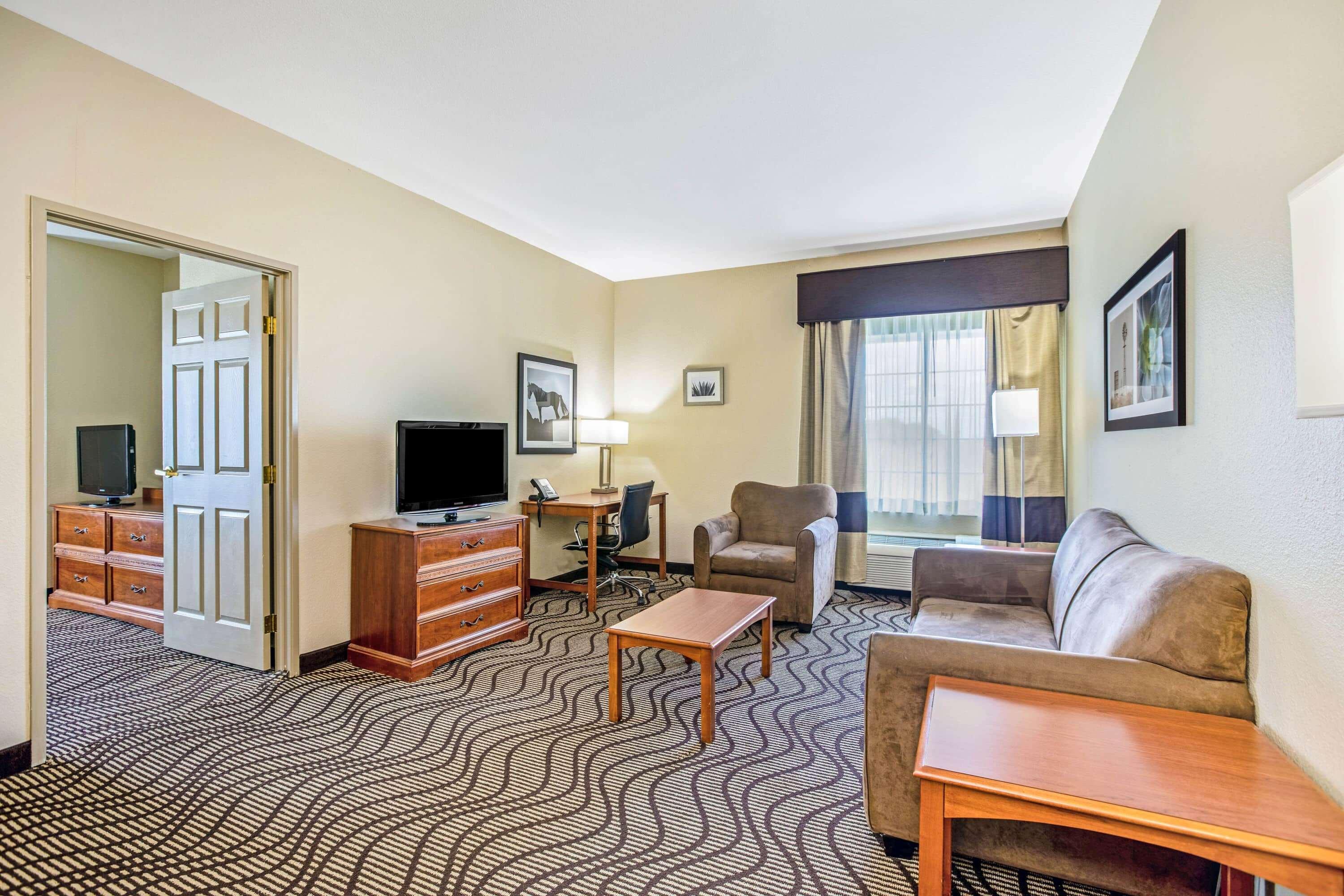La Quinta By Wyndham Northwest Hotel