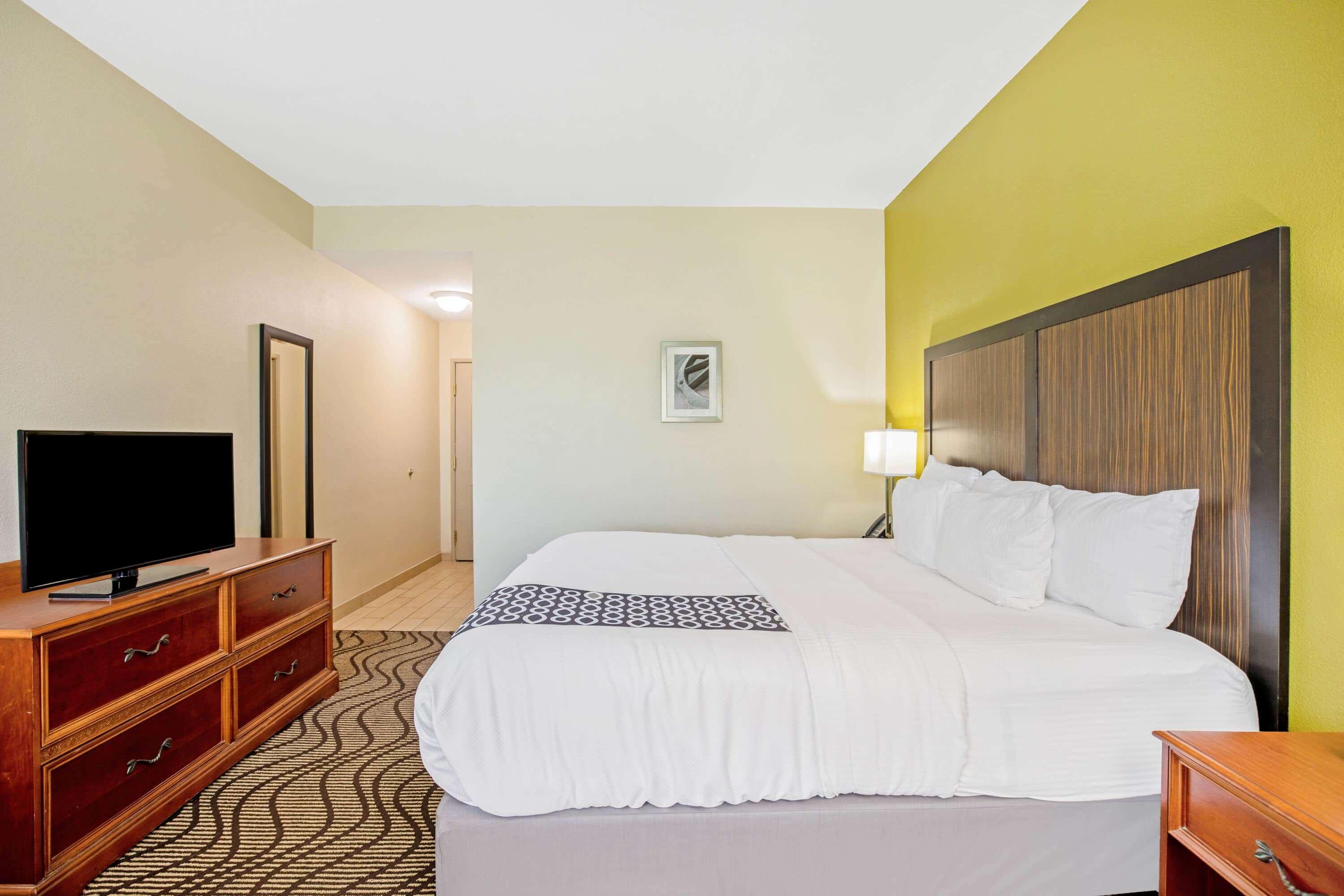 Hotel La Quinta By Wyndham Northwest 3*