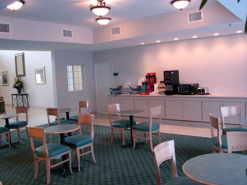 La Quinta By Wyndham Northwest Hotel Corpus Christi